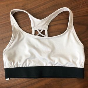 Victoria Secret Sports Bra- LIKE NEW! 🏃‍♀️
